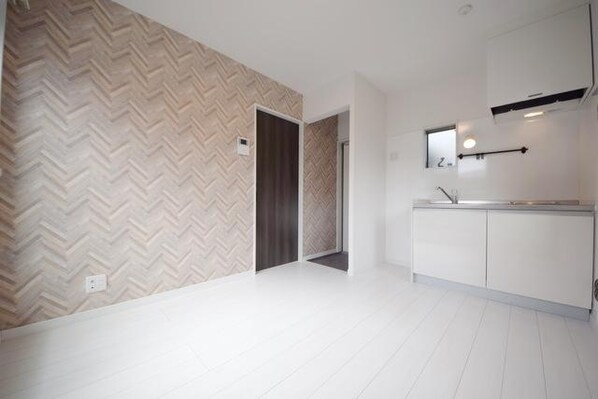 アパートメント新小岩B棟の物件内観写真